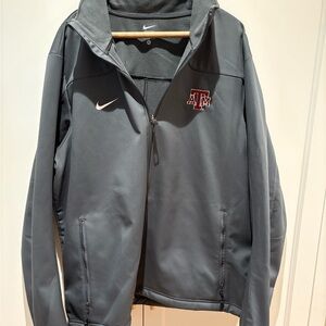 Nike Gray Performance Jacket for Active Comfort